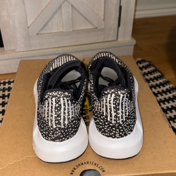 Adidas Women’s Black and White Sneakers - Picture 4 of 4